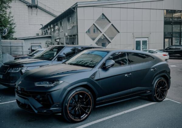 У Києві помітили новий Lamborghini Urus S