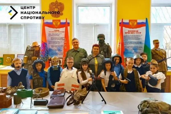 Окупанти в Луганській області відроджують