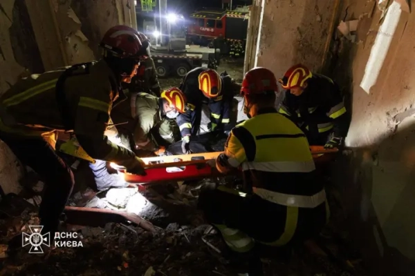 Кількість загиблих у Києві внаслідок російського обстрілу 7 вересня зросла до трьох – Державна служба з надзвичайних ситуацій