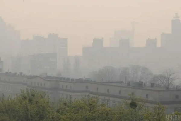 У Києві спостерігається тимчасове погіршення якості повітря