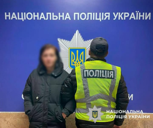 Жінка викинула фокстер'єра подруги з п'ятого поверху: собака загинув на місці, винуватиці загрожує до 8 років