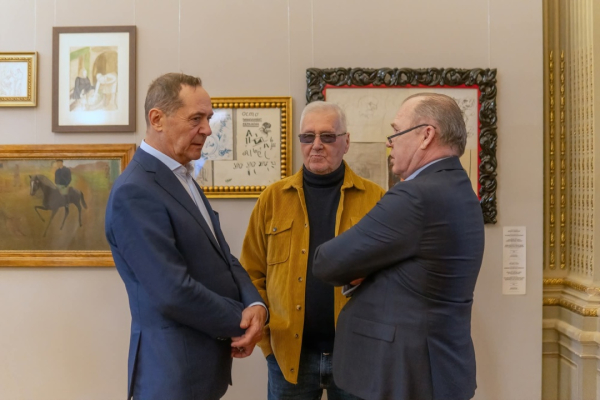 Президент академії мистецтв України Віктор Сидоренко, художник Анатолій Криволап, завідувач Музею авангарду Юрій Комельков