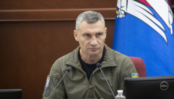 Кличко сказав, скільки у Києві будинків вже з теплом