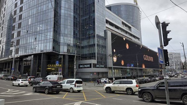 “Gulliver” у Києві: часткове поновлення роботи