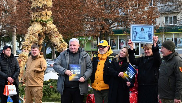 Найбільший сніп-дідух України змонтовано в Білій Церкві.