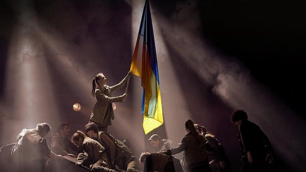 Куди піти у Києві на День Єдності: опера, вернісаж, доповіді