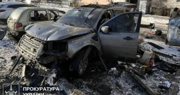 Оболонь: вибухівка в авто травмувала військового