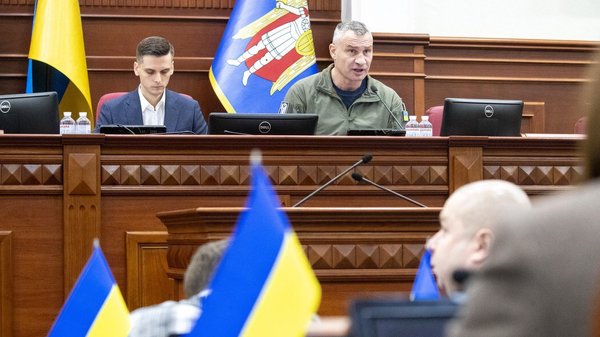 Міськрада Києва додала 3 мільярди гривень на потреби армії.