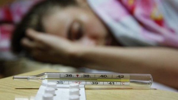 У лікарнях вільніше, проте хворих загалом більше. Обстановка з респіраторними хворобами в Києві