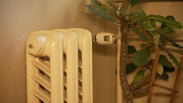 Порив труб через відключення: мешканці Києва мають право на відшкодування 40 тис. грн