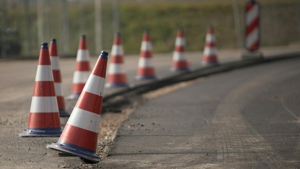 У Печерському районі Києва частково перекриють Набережне шосе.