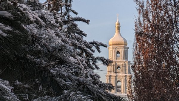 Місця побачень до Дня закоханих: киянам пропонують відмічати кохані локації на карті.