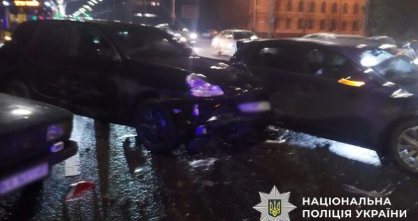 В Києві пройде суд над керманичем Porsche, що після автокатастрофи травмував чоловіка з вогнепальної&hellip;