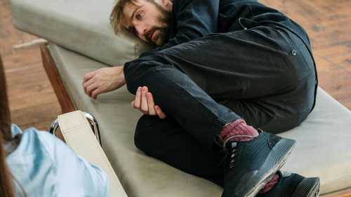 Ви не нероба. Наукове пояснення, чому нам несила братися за важку роботу.