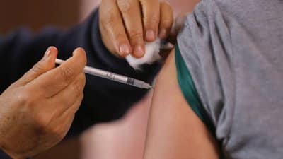 Київ: Безкоштовна вакцинація від грипу та ВПЛ тепер у програмі “Здоров’я громади”.