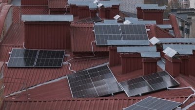 Кияни можуть онлайн клопотати про відшкодування за сонячні електрогенератори.