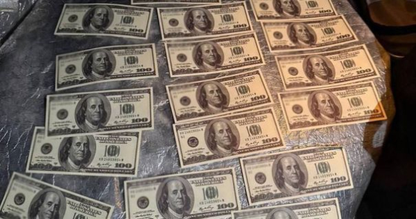 “Спокійне місце” за 3 500 доларів: у Києві розкрито махінацію з переведенням військових.
