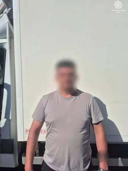 У Києві: стрілянина в центрі, водія Mercedes затримано в результаті спецоперації. 6 У Києві: стрілянина в центрі, водія Mercedes затримано в результаті спецоперації. 6