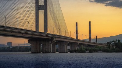 У Києві завищили вартість ремонту Південного мосту на 2,5 млн грн: чиновнику повідомлено про підозру.