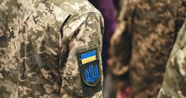 Чоловік, зобов’язаний до служби, помер на Дніпропетровщині під час медкомісії.