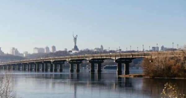 Київ: часткові обмеження на мосту Патона до 14 травня – перелік ділянок, де рух&hellip;
