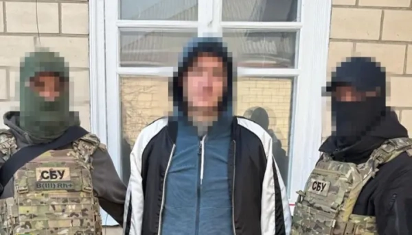СБУ схопила в Києві втікача з армії, котрий влаштовував підпали армійських машин за вказівкою фсб.