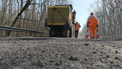 Дорожні роботи: де в Києві буде ускладнено проїзд