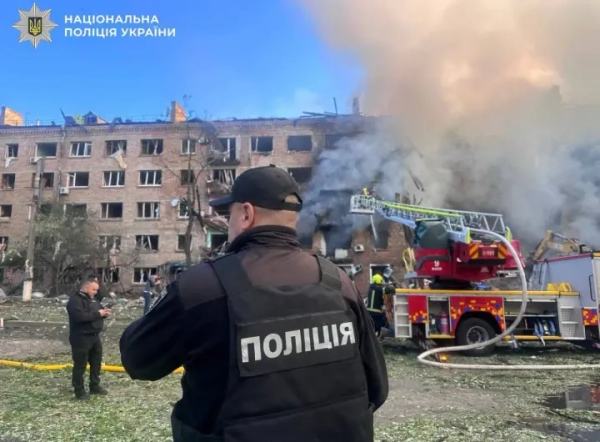 В Києві вже 34 поранених внаслідок потужної атаки рф, включно з двома дітьми.
