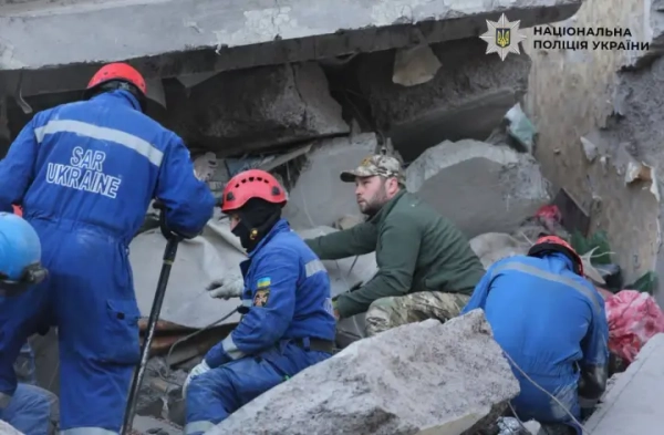 У Києві – сорок поранених внаслідок потужного російського нападу.