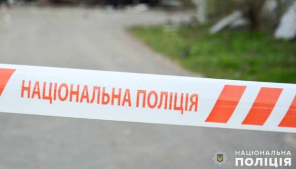 Двоє юнаків звалилися з висотної будівлі у столиці. 2 Двоє юнаків звалилися з висотної будівлі у столиці. 2