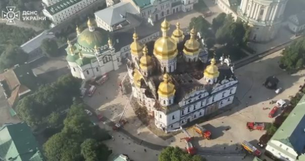 Пожежа у Лаврі після атаки "Шахеда": наслідки роботи рятувальників 9