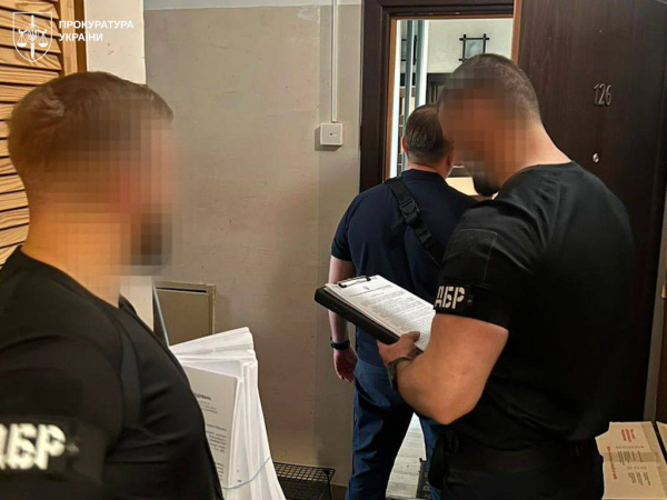 Мільйонні оборудки: колишній депутат ВР намагався привласнити київську лікарню, що належить державі 8
