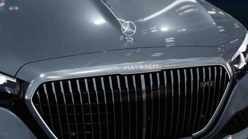 Диявол тепер пересувається на Maybach