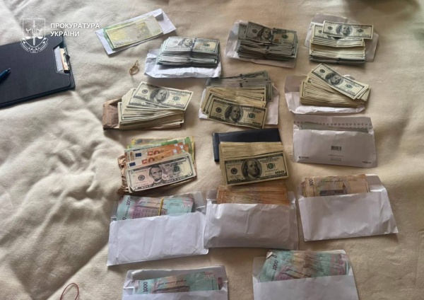 У Києві до суду дійде справа групи осіб, яка створила розгалужену схему для тих, хто уникає військової служби. 8