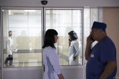 Медперсонал у відділенні Київської міської клінічної лікарні швидкої медичної допомоги, 8 листопада 2019 року