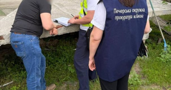 У Києві до суду дійде справа групи осіб, яка створила розгалужену схему для тих, хто уникає військової служби. 7