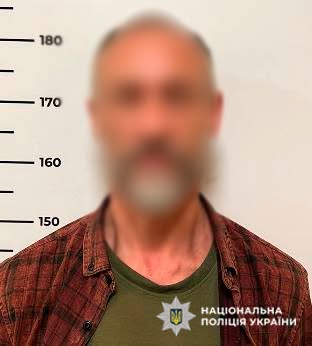 Наркоторгівля та "тусовки": у столиці виявлено 50-річного збувача наркотиків 6 Наркоторгівля та "тусовки": у столиці виявлено 50-річного збувача наркотиків 6