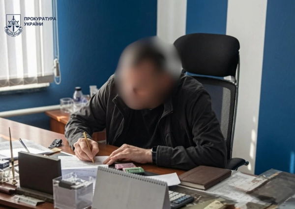 Підозру повідомили заступнику директора Київзеленбуду, який не задекларував 9,6 мільйона гривень. 6 Підозру повідомили заступнику директора Київзеленбуду, який не задекларував 9,6 мільйона гривень. 4