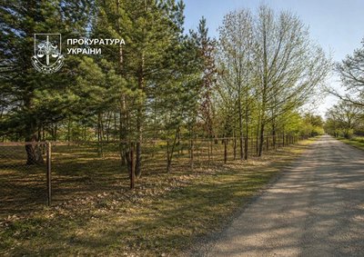 Планували будівництво: землю ландшафтного заказника "Жуків острів" повернули громаді Києва