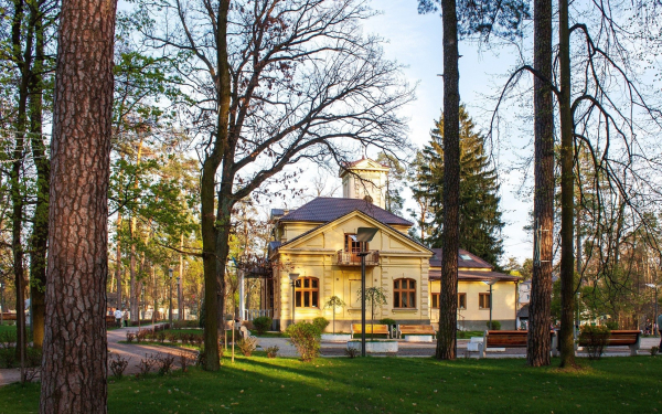 Незнання минулого позбавляє можливості бачити майбутнє. Інтерв'ю з Аллою Багіровою, директоркою Музею історії та культури "Уваровський дім". 26 Незнання минулого позбавляє можливості бачити майбутнє. Інтерв'ю з Аллою Багіровою, директоркою Музею історії та культури "Уваровський дім". 26