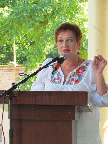 Незнання минулого позбавляє можливості бачити майбутнє. Інтерв'ю з Аллою Багіровою, директоркою Музею історії та культури "Уваровський дім". 25 Незнання минулого позбавляє можливості бачити майбутнє. Інтерв'ю з Аллою Багіровою, директоркою Музею історії та культури "Уваровський дім". 25