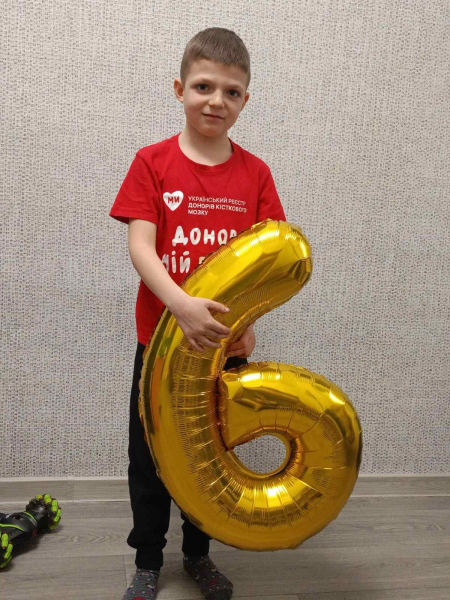 "Дар життя: Один донор – порятунок для українця та іноземця". Розмова з Олександром Лашковим, керівником проєкту Національного реєстру донорів кісткового мозку 32 "Дар життя: Один донор – порятунок для українця та іноземця". Розмова з Олександром Лашковим, керівником проєкту Національного реєстру донорів кісткового мозку 32