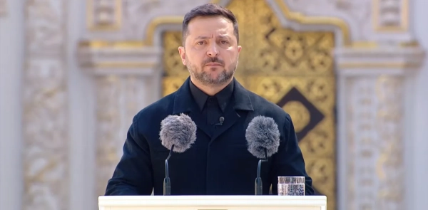 Головна 14 “Там, де впав Ленін, з’явиться Мазепа” – Зеленський повідомив про встановлення пам’ятника гетьману в…